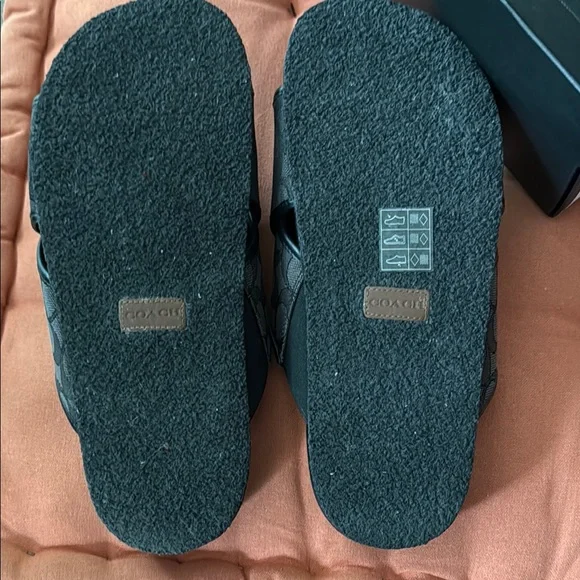 Coach Black Signature Crossover Slide Sandals 8D - Picture 5 of 6